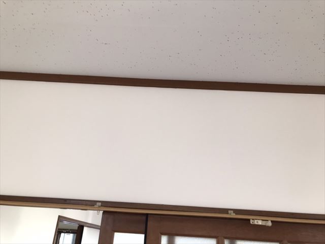 賃貸アパート木枠塗装