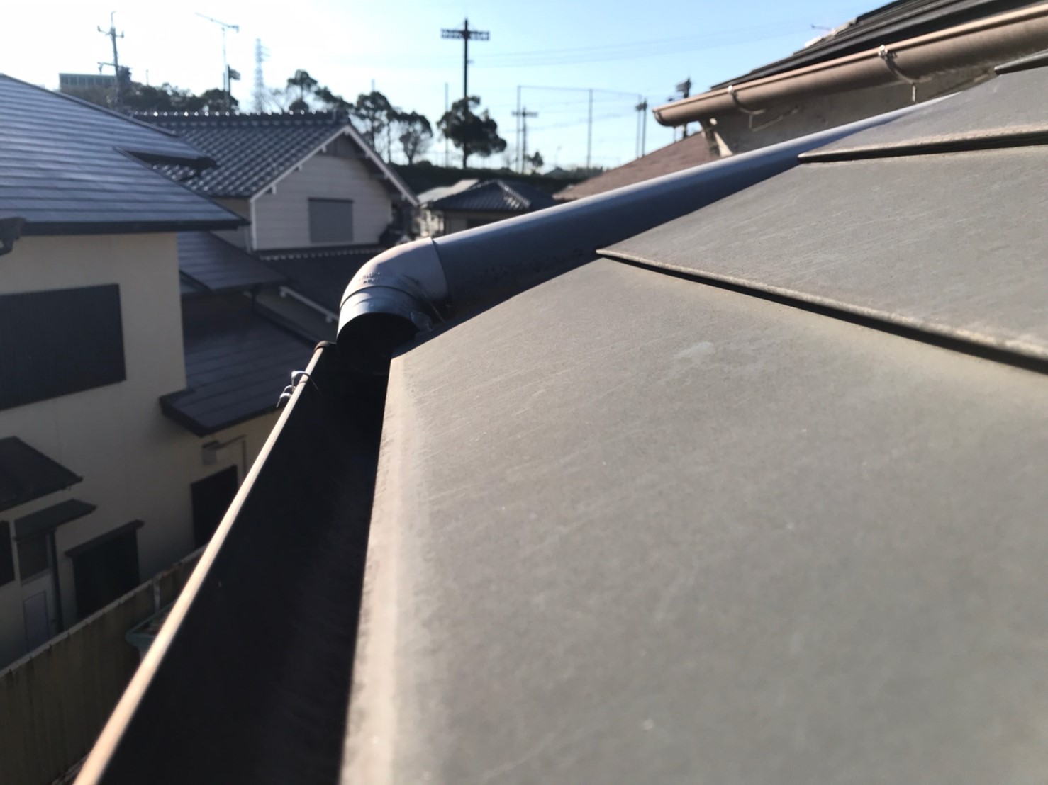 カバー工法の屋根塗装