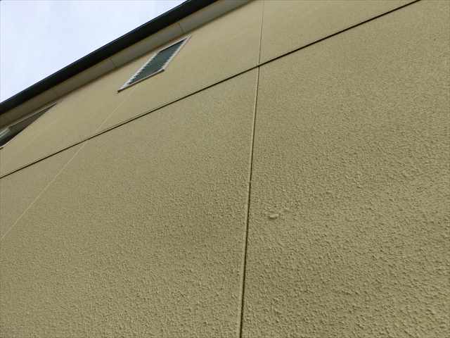 名古屋市緑区にて外壁と屋根のガルバリウム鋼板によるカバー工法のお見積り依頼