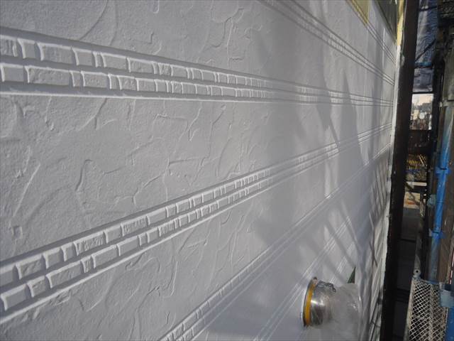 外壁の下塗り